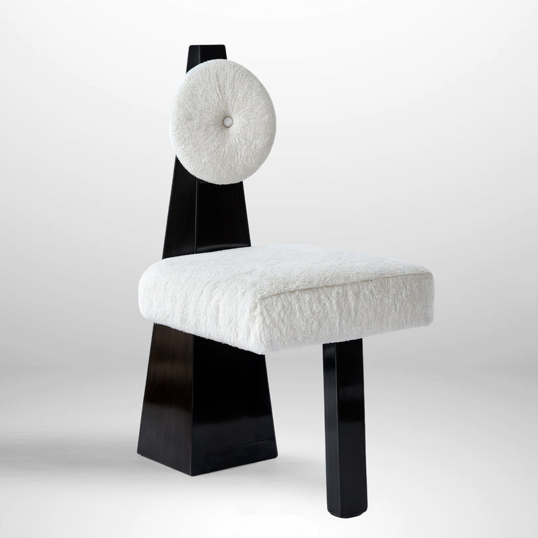 Oniris Black Chair