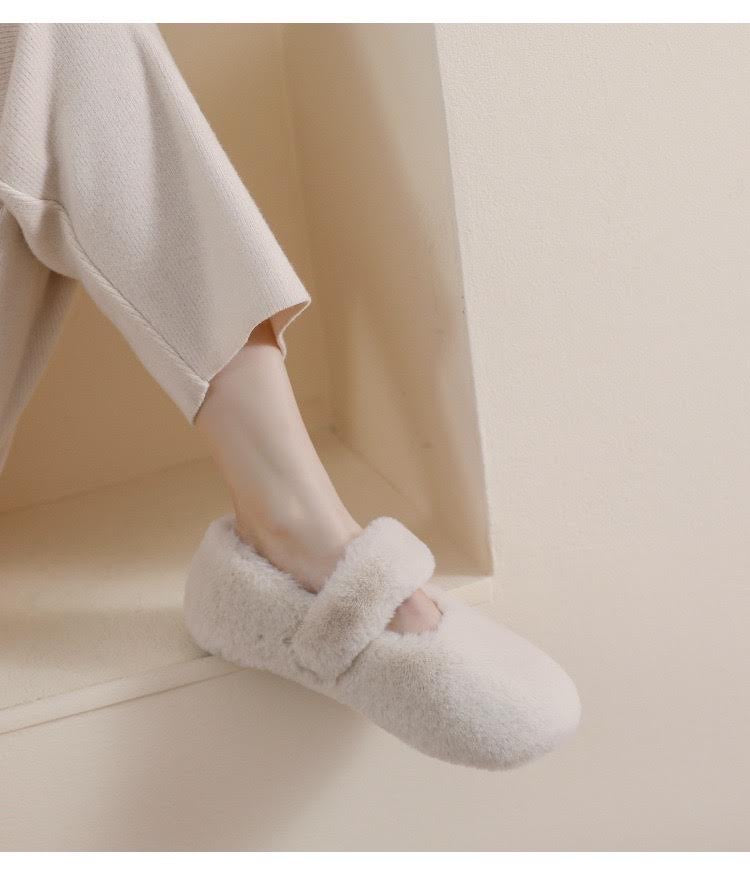Kate White Slippers
