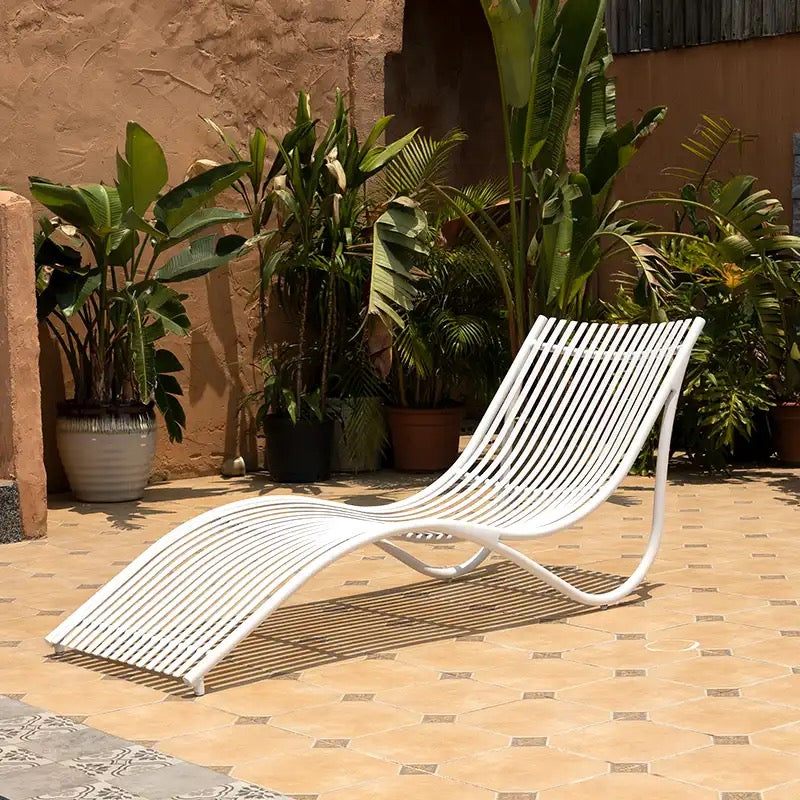 Manila Rattan Lounger