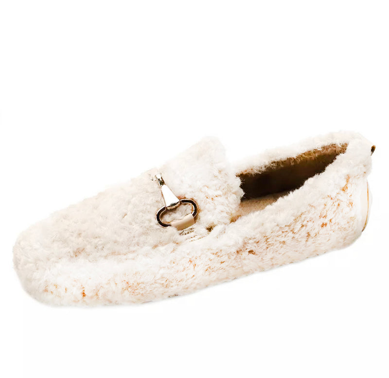 The Beige Ares Slippers