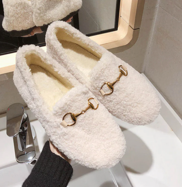The Beige Ares Slippers