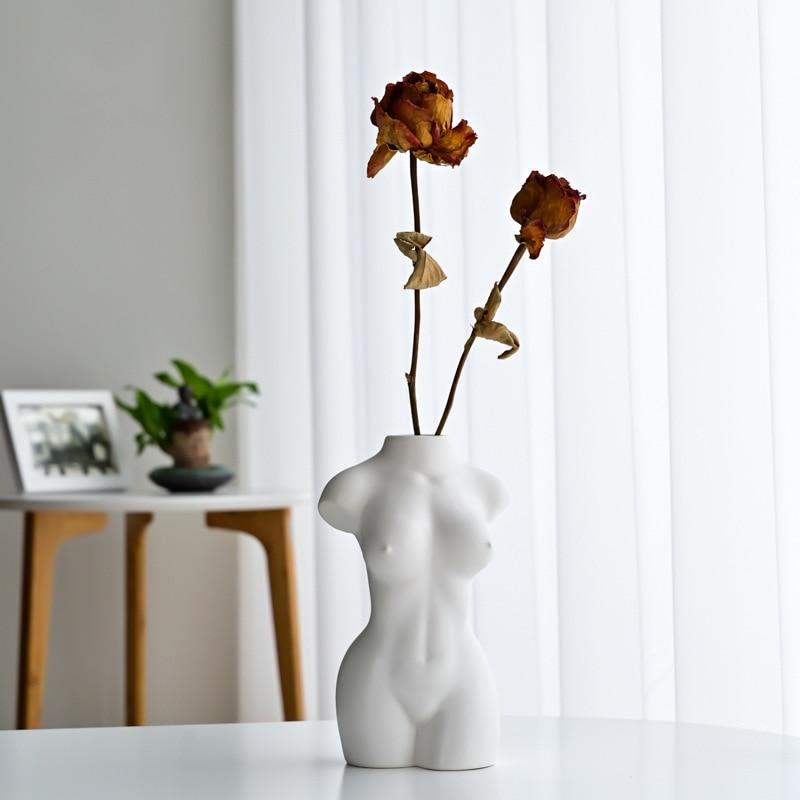 Limited Venus Vase